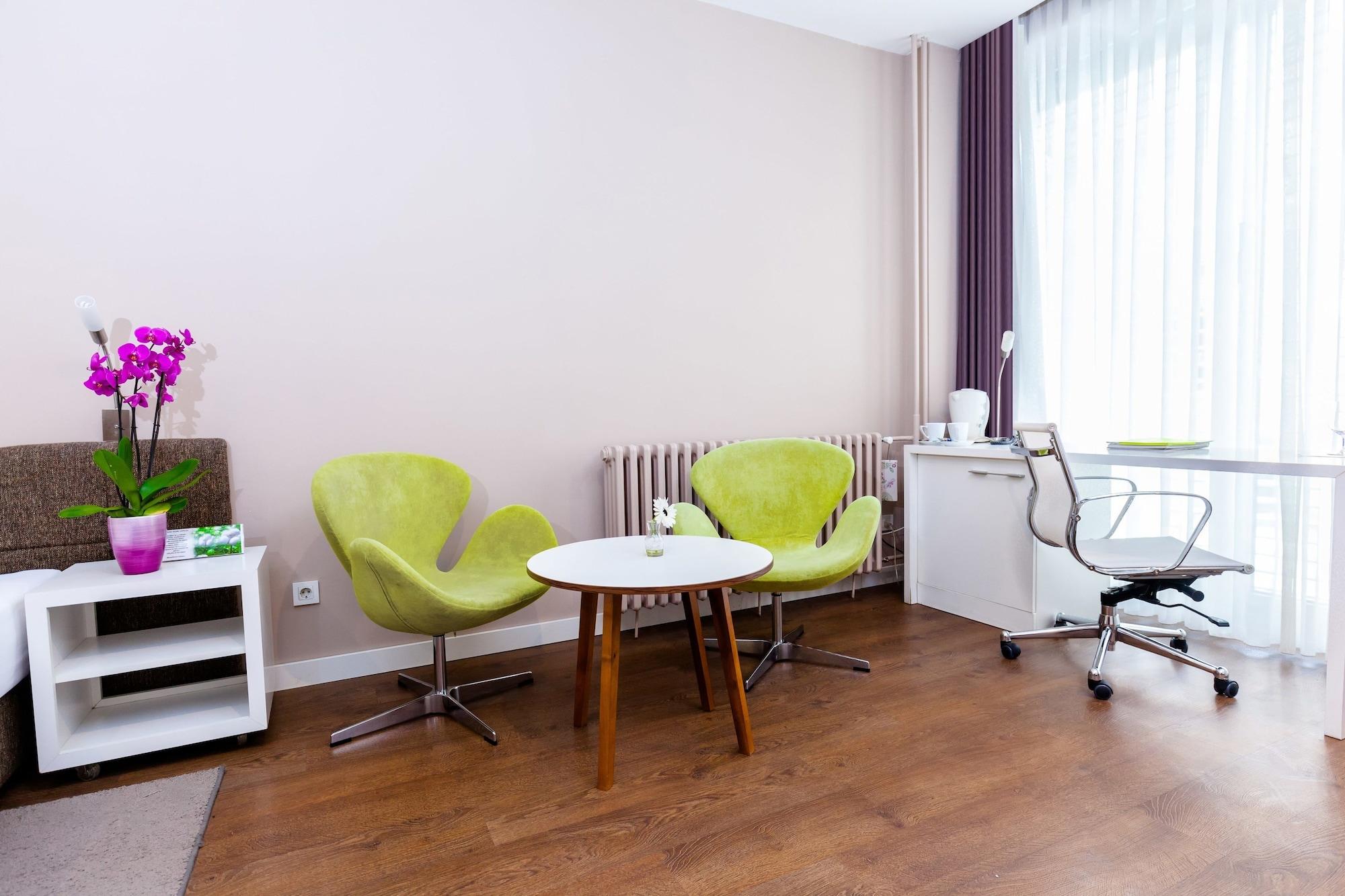 Adresa Suites Belgrad Exteriör bild