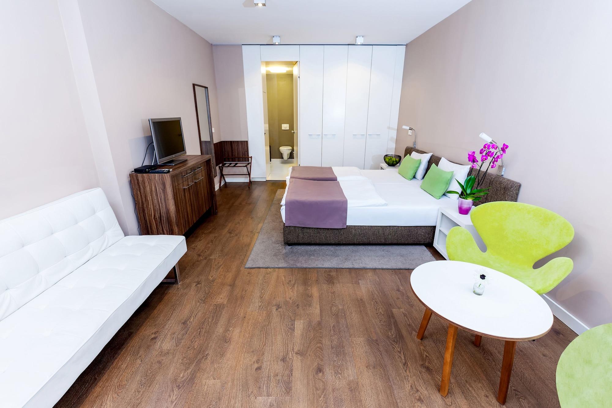 Adresa Suites Belgrad Exteriör bild