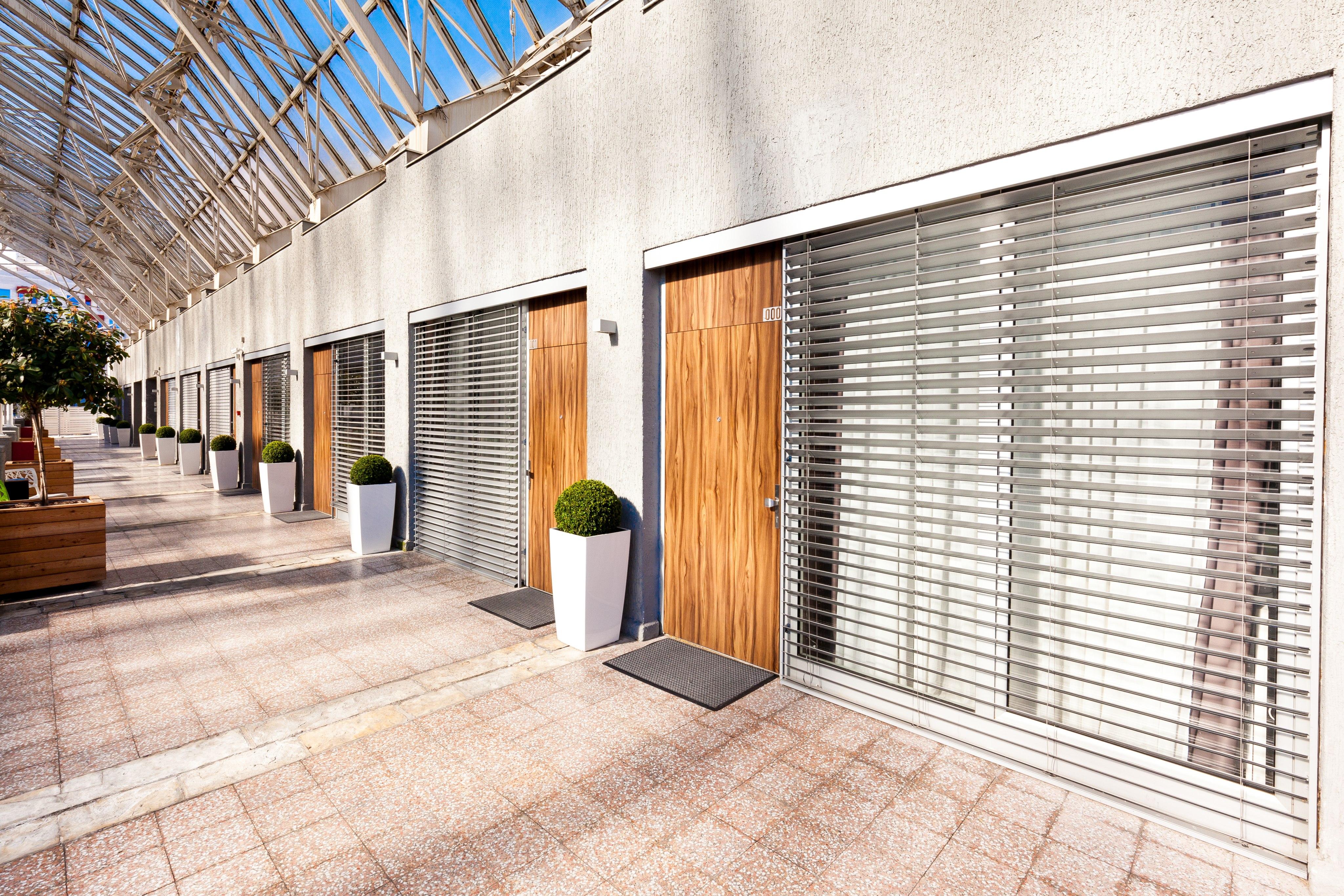 Adresa Suites Belgrad Exteriör bild