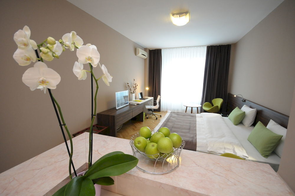 Adresa Suites Belgrad Exteriör bild